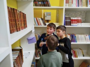 XmX4kFaCHmV4jXVdXruKxDU93FEgWRR-XDOb1SetjTUuh_F-RLLxZ_kwDZo4O-iR9SEhYBz6Wd6LxDMc97oi9i3Z